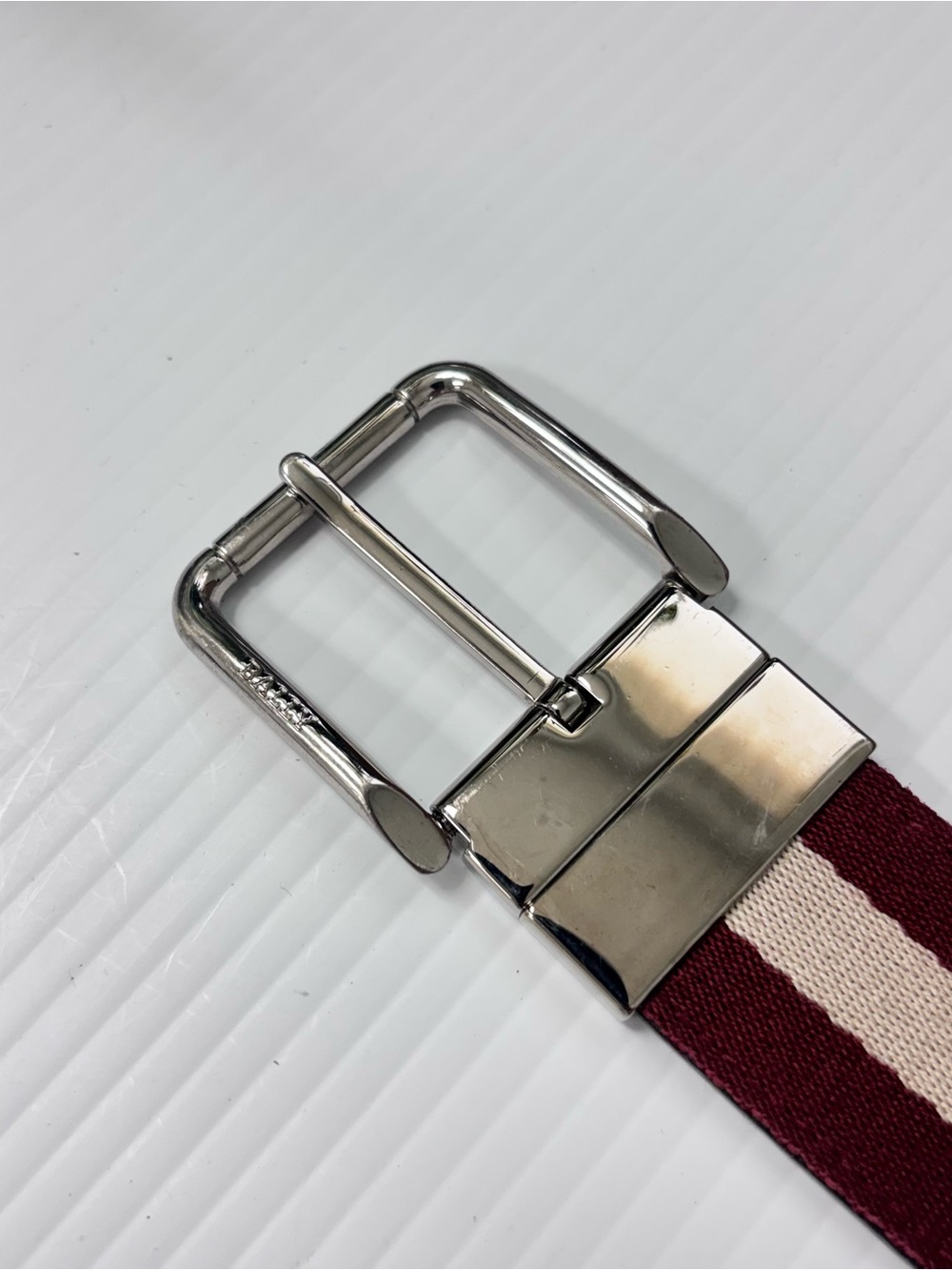 Bally Maroon and Cream Stripe Men’s Belt - Picture 2 of 12